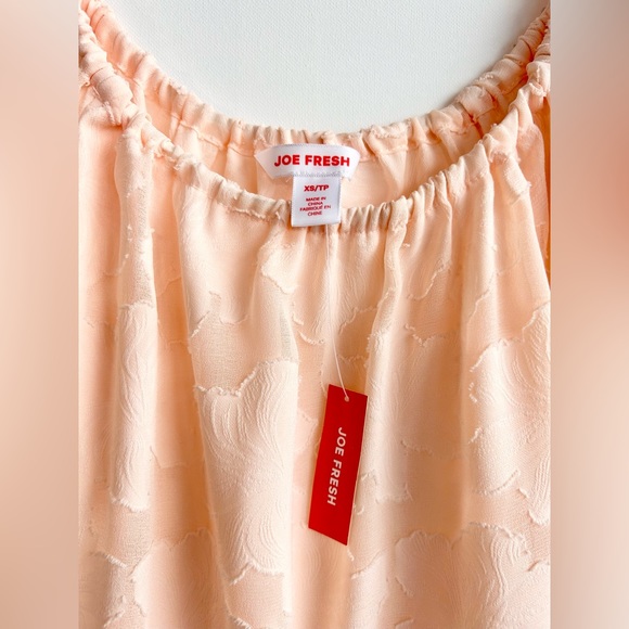 BNWT Peach colour romantic blouse - Picture 3 of 4